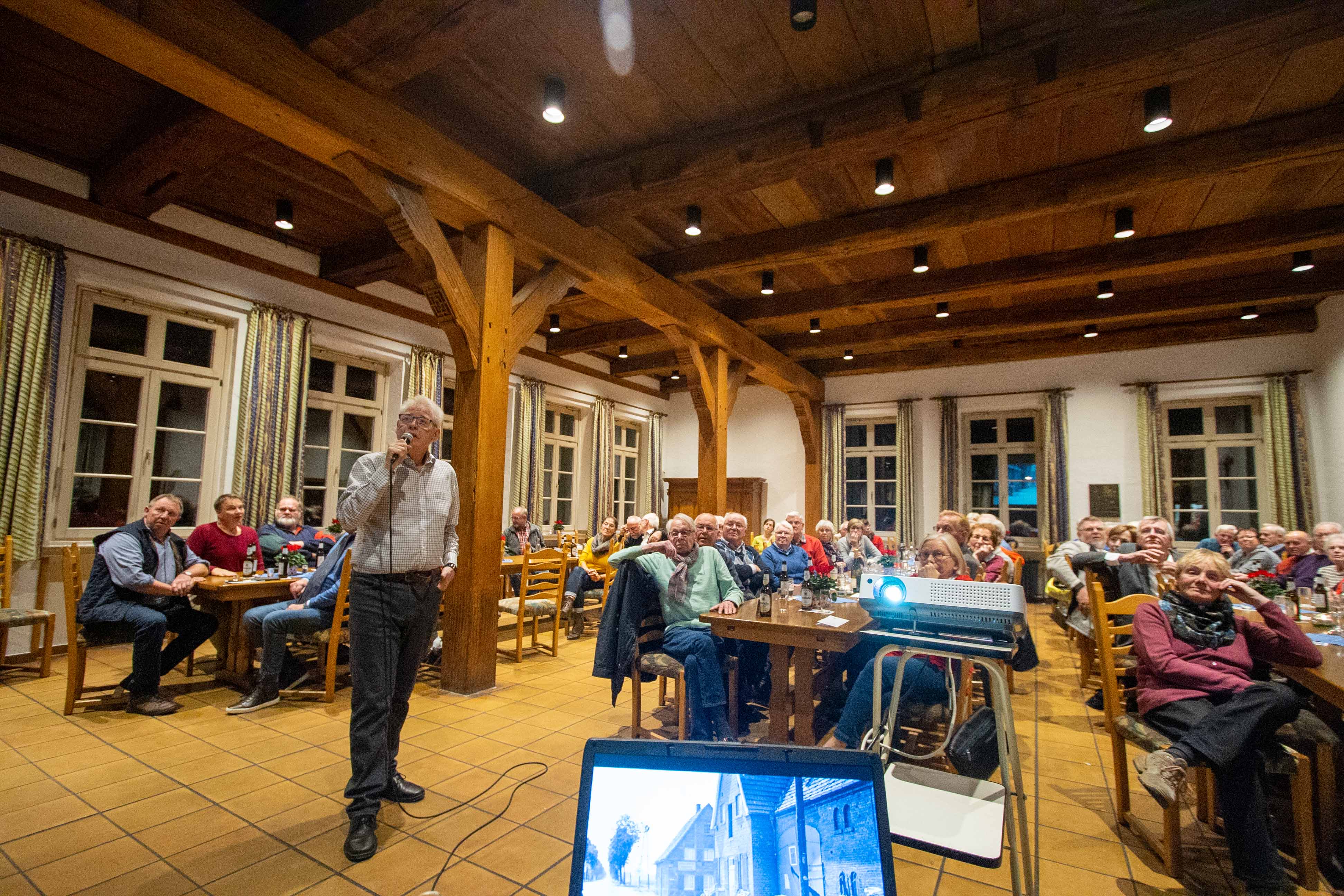 Bild  der Mitgliederversammlung des Heimatvereins Rinkerode