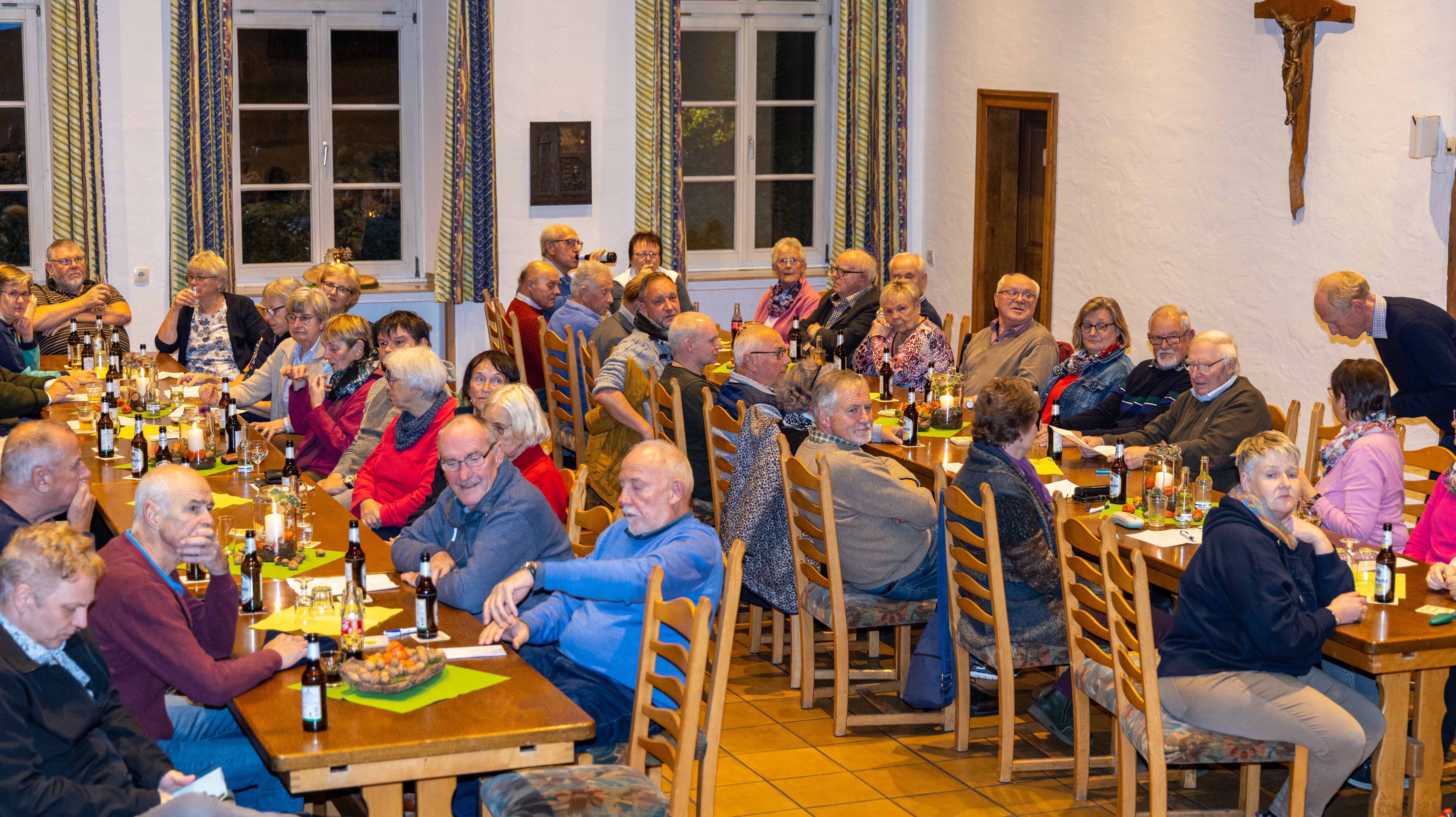 Bild  der Mitgliederversammlung 2022 des Heimatvereins Rinkerode